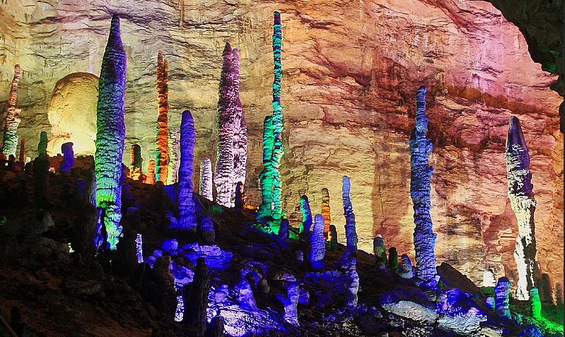 長(zhǎng)沙出發(fā)到黃龍洞、天門(mén)山二日游